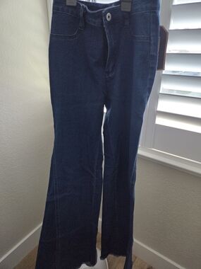 High-Rise Dark Blue Flare Jeans - Women's Wide Leg
